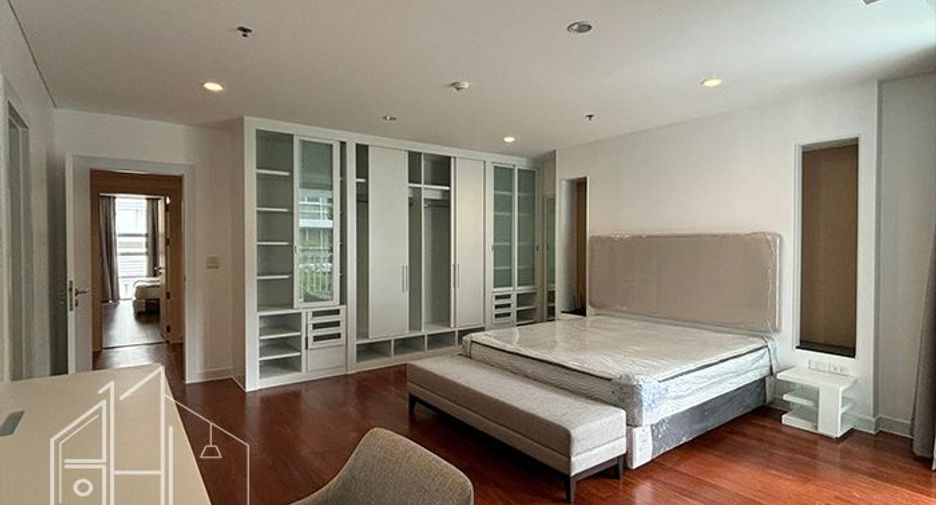 ให้เช่า 3 ห้องนอน คอนโด ใน วัฒนา, กรุงเทพฯ