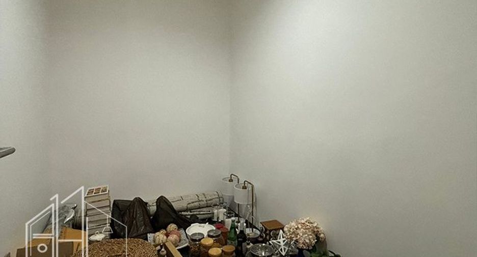 ให้เช่า 3 ห้องนอน คอนโด ใน วัฒนา, กรุงเทพฯ