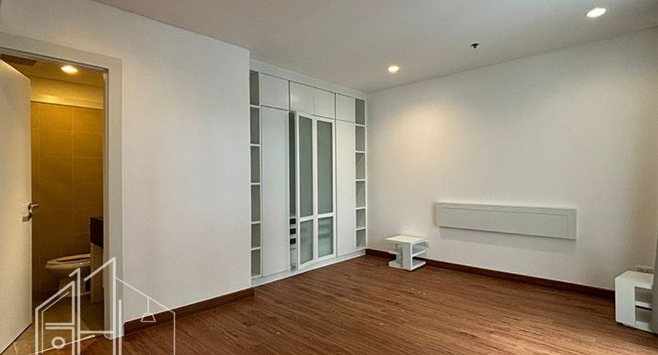 Apartment zur Miete mit 4 Zimmer in Watthana, Bangkok
