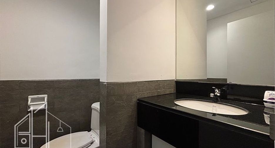 Wohnung zur Miete mit 4 Zimmer in Watthana, Bangkok