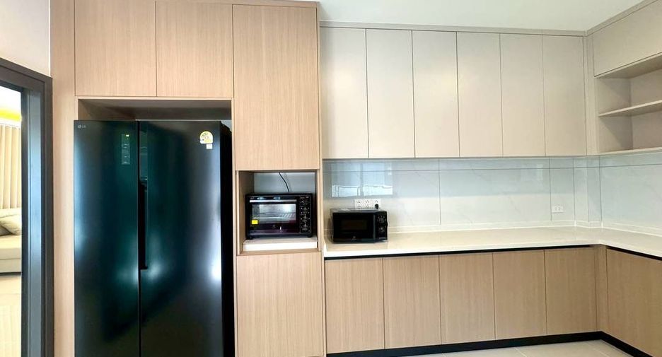 For rent 4 bedrooms house in East Pattaya, Pattaya