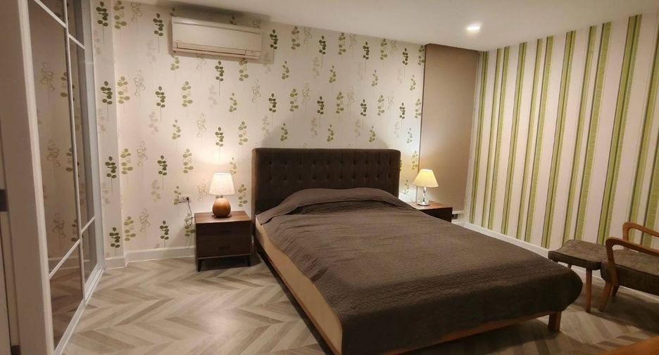 For rent 4 ベッドルーム house in Saphan Sung, Bangkok
