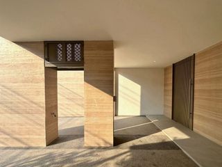 For rent and for sale 5 bedrooms townhouse in Watthana, Bangkok