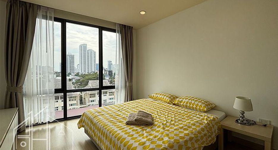 For rent 2 bedrooms condo in Watthana, Bangkok
