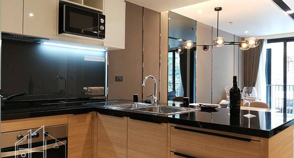 For rent 2 bedrooms apartment in Watthana, Bangkok