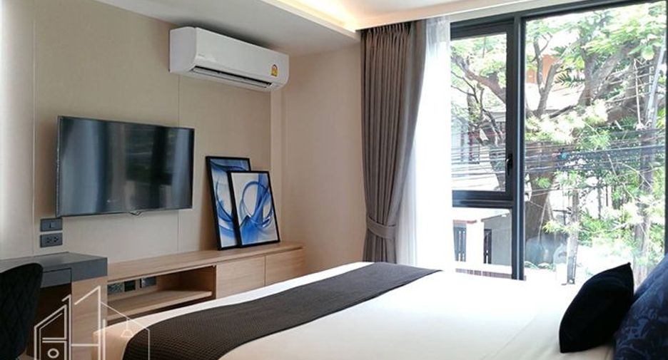 For rent 2 bedrooms apartment in Watthana, Bangkok