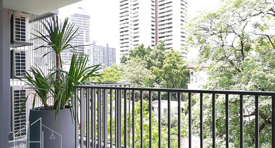For rent 2 bedrooms condo in Watthana, Bangkok