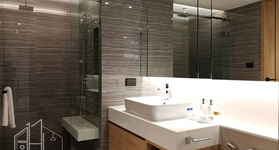 For rent 2 bedrooms condo in Watthana, Bangkok