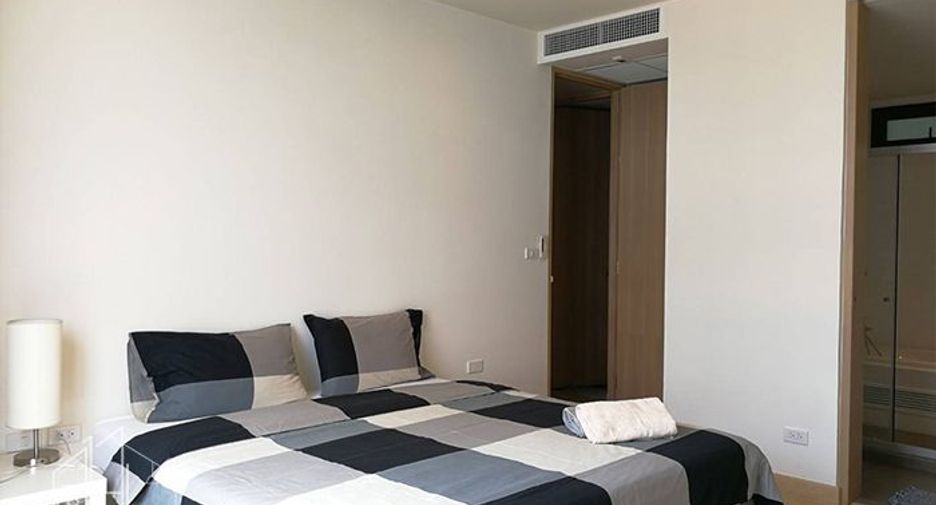 For rent 2 bedrooms apartment in Watthana, Bangkok