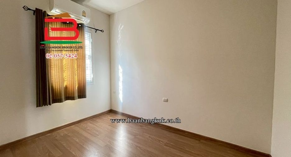 For sale 3 bedrooms house in Sai Mai, Bangkok