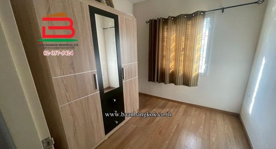 For sale 3 bedrooms house in Sai Mai, Bangkok