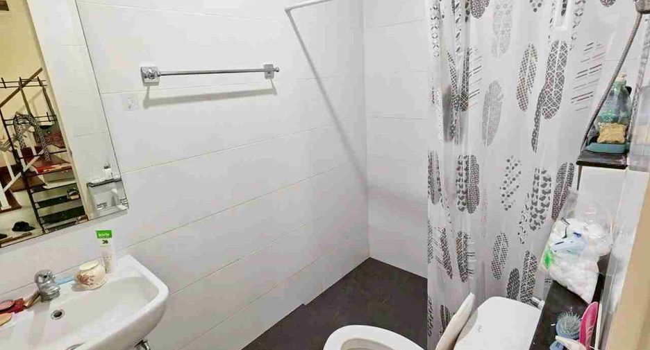 For sale 3 ベッドルーム house in Khlong Sam Wa, Bangkok