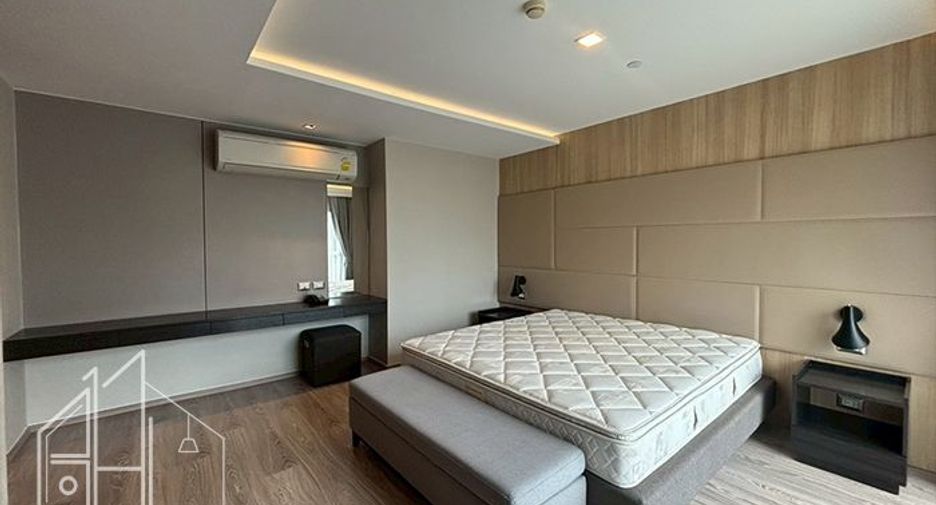 For rent 3 ベッドルーム condo in Watthana, Bangkok