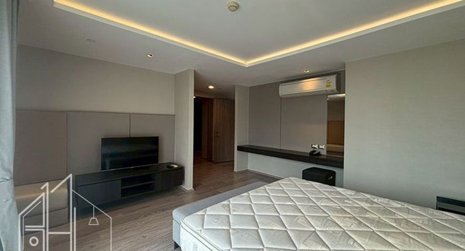 For rent 3 ベッドルーム condo in Watthana, Bangkok
