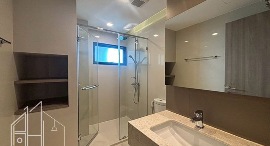 For rent 3 ベッドルーム condo in Watthana, Bangkok