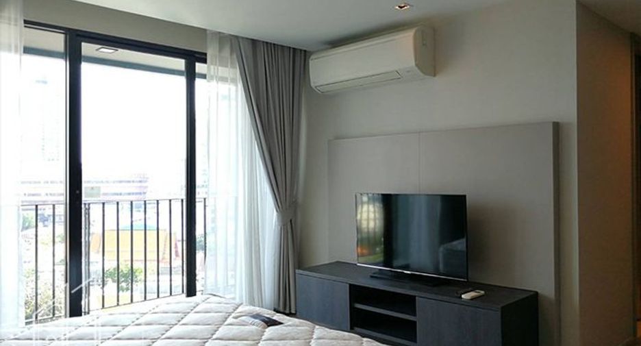 For rent 3 ベッドルーム apartment in Watthana, Bangkok