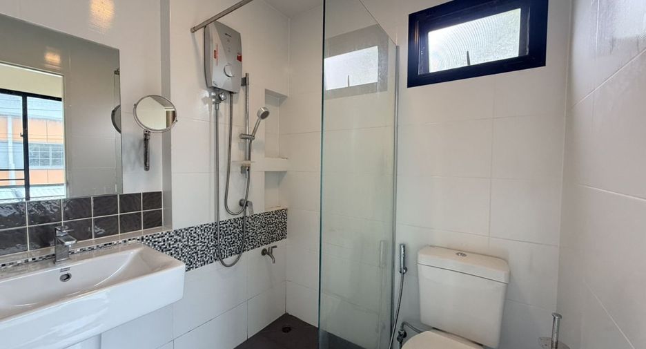 For sale 4 bedrooms townhouse in Bang Kruai, Nonthaburi