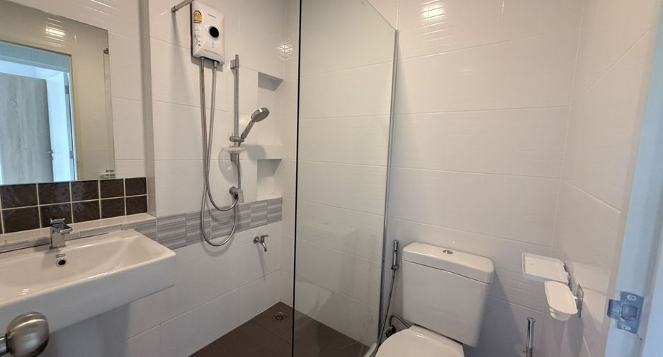 For sale 4 bedrooms townhouse in Bang Kruai, Nonthaburi