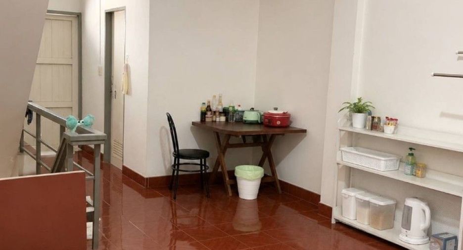 For sale 3 ベッドルーム townhouse in Mueang Uttaradit, Uttaradit