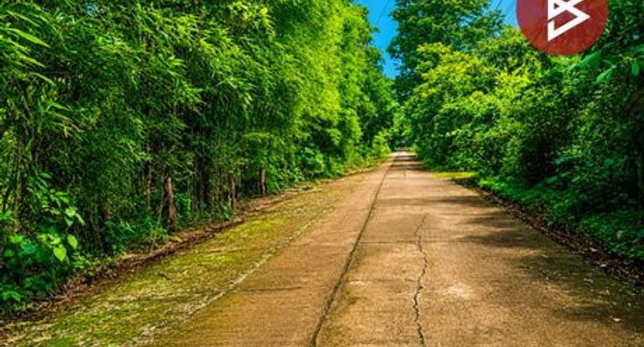 Продажа Участок в Mueang Nakhon Phanom, Накхон Пханом