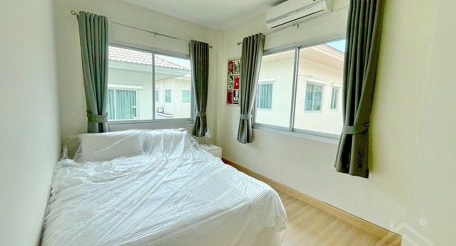 For rent 3 bedrooms house in Si Racha, Chonburi