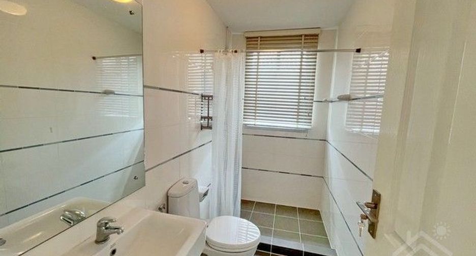 For rent 3 bedrooms house in Si Racha, Chonburi