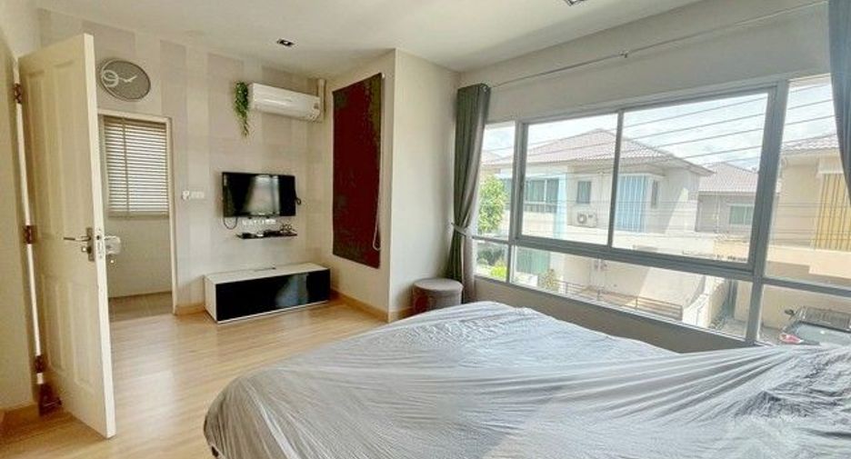 For rent 3 bedrooms house in Si Racha, Chonburi