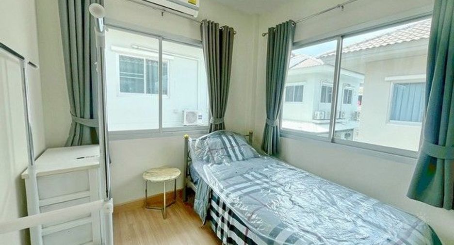 For rent 3 bedrooms house in Si Racha, Chonburi