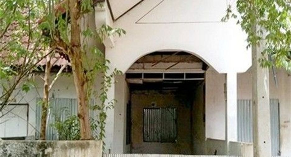 À vendre 1 chambre maison de ville à Si Sawat, Kanchanaburi