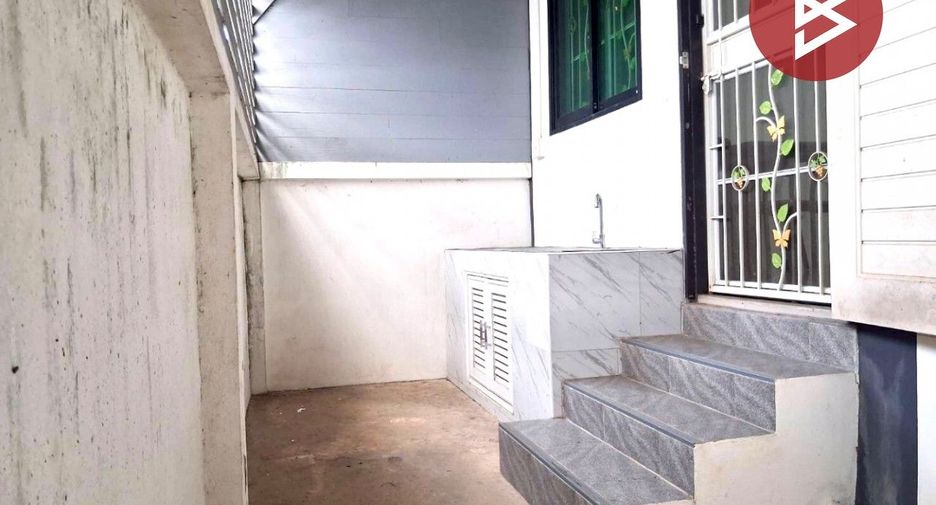 For sale 2 ベッドルーム house in Mueang Uttaradit, Uttaradit