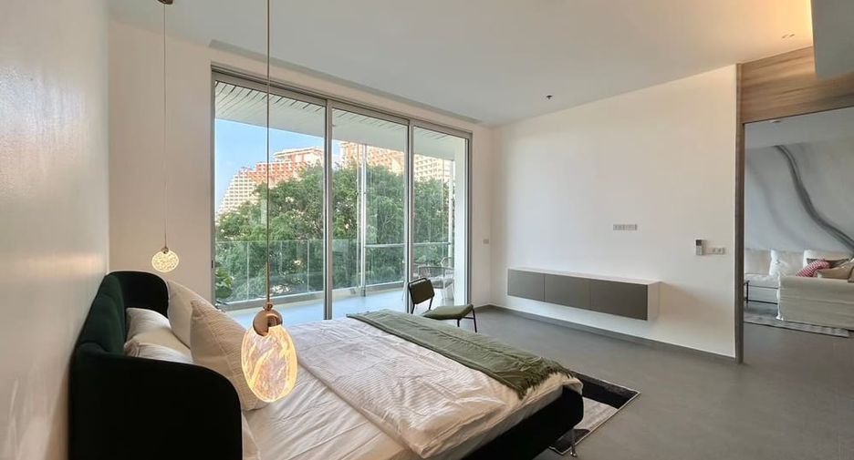 For rent 2 bedrooms condo in North Pattaya, Pattaya