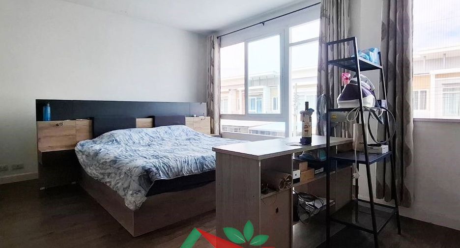 Продажа 3 спальни таунхаус в Пращет, Бангкок