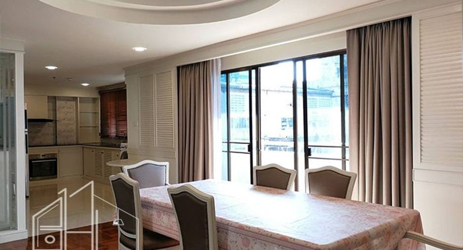 Condo en alquiler de 3 habitaciones en Khlong Toei, Bangkok