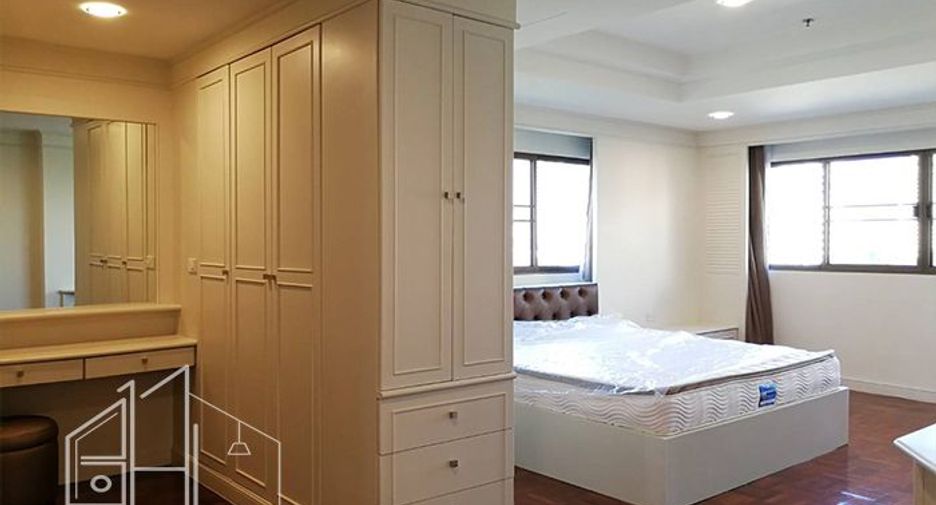 Condo en alquiler de 3 habitaciones en Khlong Toei, Bangkok