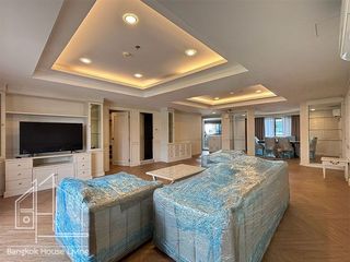 For rent 3 ベッドルーム condo in Khlong Toei, Bangkok