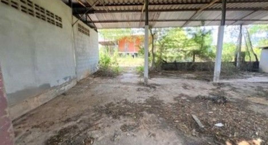 Haus zum Kauf mit 1 Zimmer in Phibun Mangsahan, Ubon Ratchathani
