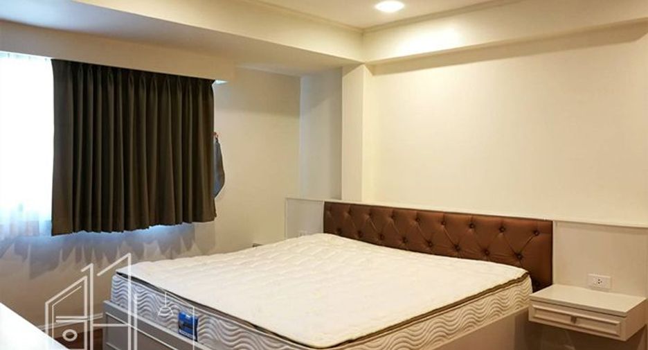 Apartamento en alquiler de 3 habitaciones en Khlong Toei, Bangkok