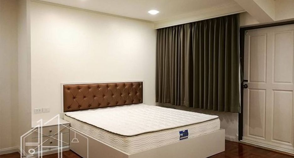 Apartamento en alquiler de 3 habitaciones en Khlong Toei, Bangkok