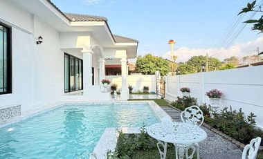 Villa zum Kauf mit 4 Zimmer in East Pattaya, Pattaya
