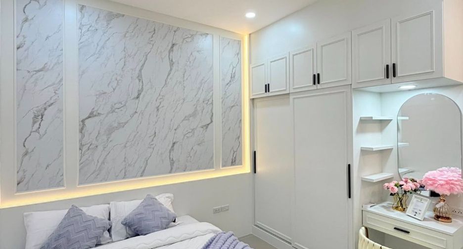 For sale 4 bedrooms villa in East Pattaya, Pattaya