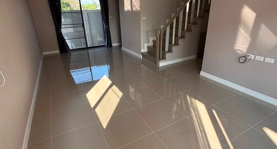 For sale 4 bedrooms house in San Sai, Chiang Mai