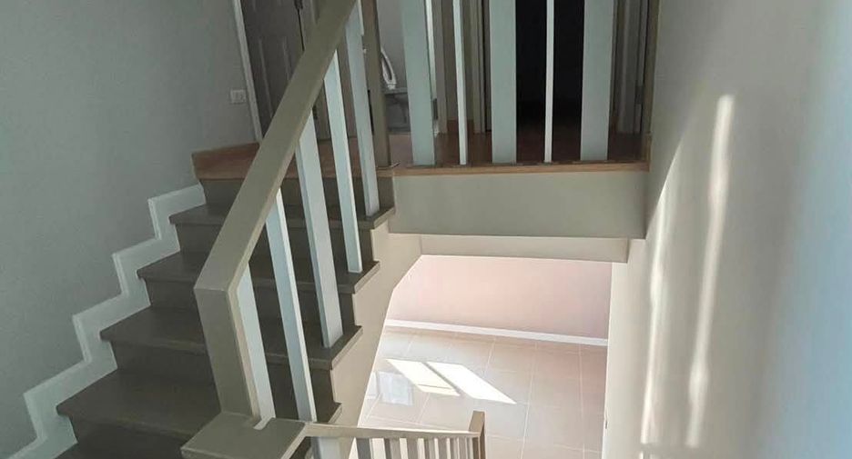 For sale 4 bedrooms house in San Sai, Chiang Mai