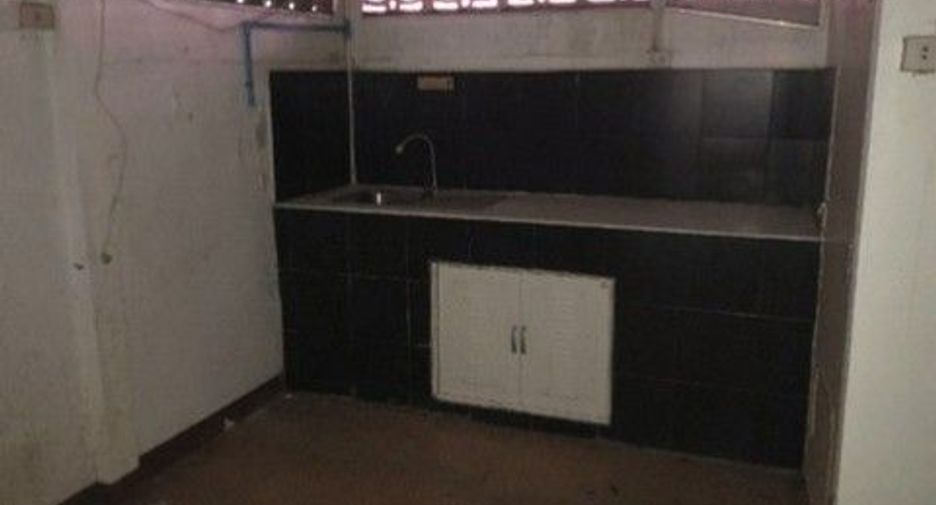 For sale 1 Beds retail Space in Phibun Mangsahan, Ubon Ratchathani