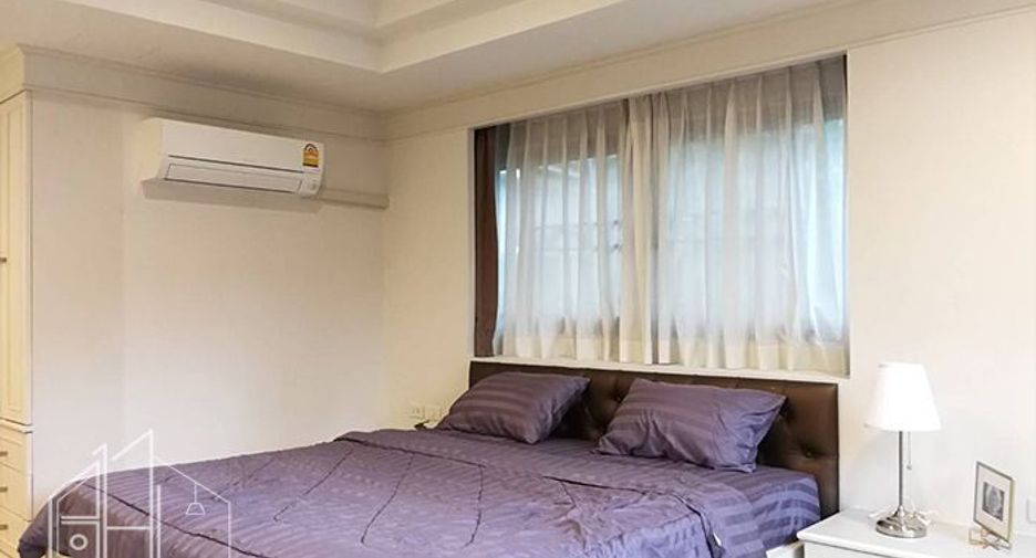Condo en alquiler de 3 habitaciones en Khlong Toei, Bangkok