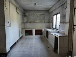 出售 1 卧室 商业空间 在 Phibun Mangsahan, Ubon Ratchathani
