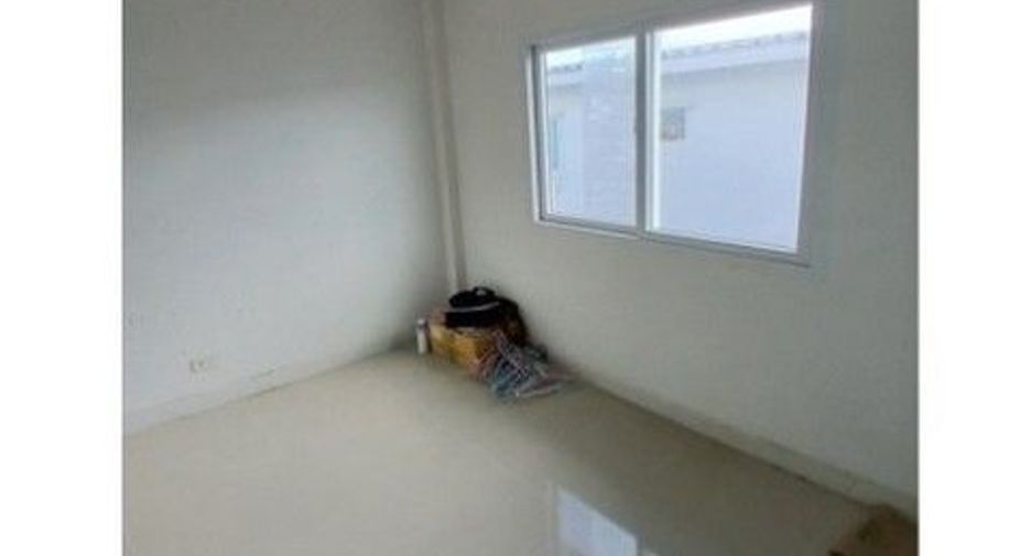 For sale 1 Beds townhouse in Phibun Mangsahan, Ubon Ratchathani