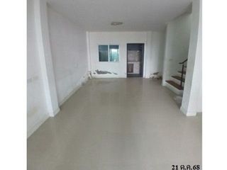 出售 1 卧室 联排别墅 在 Phibun Mangsahan, Ubon Ratchathani