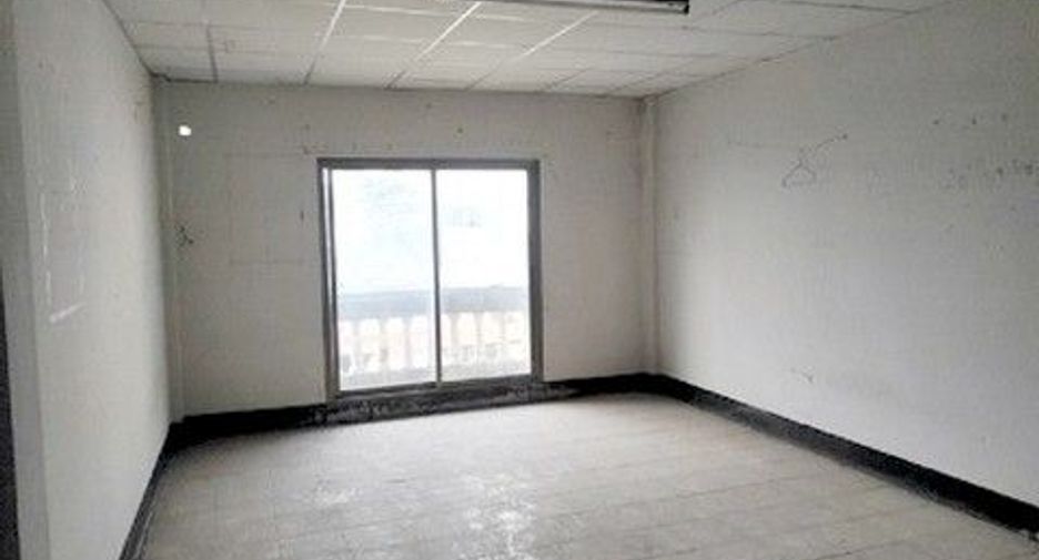 For sale 1 Beds retail Space in Phibun Mangsahan, Ubon Ratchathani