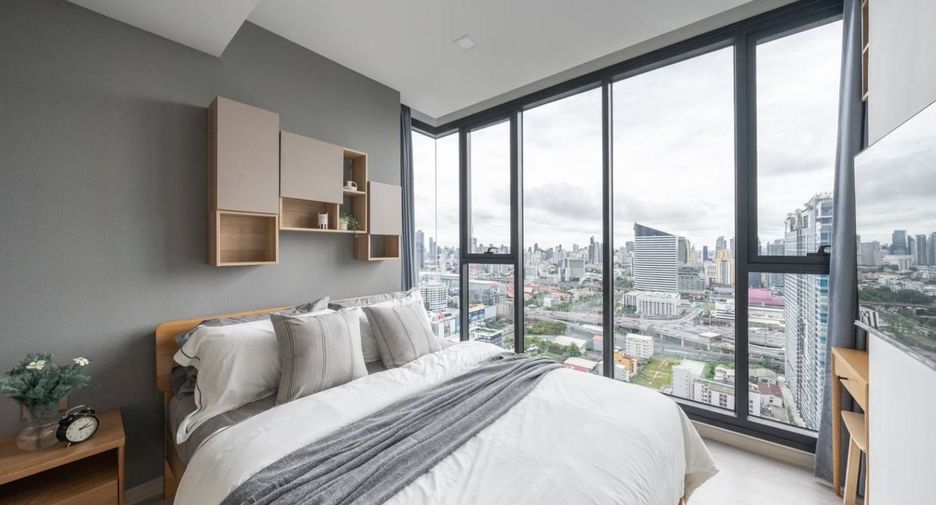 À louer 1 chambre condo à Huai Khwang, Bangkok