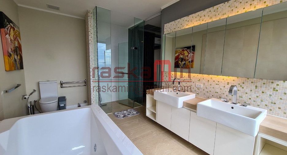À vendre 3 chambres condo à North Pattaya, Pattaya